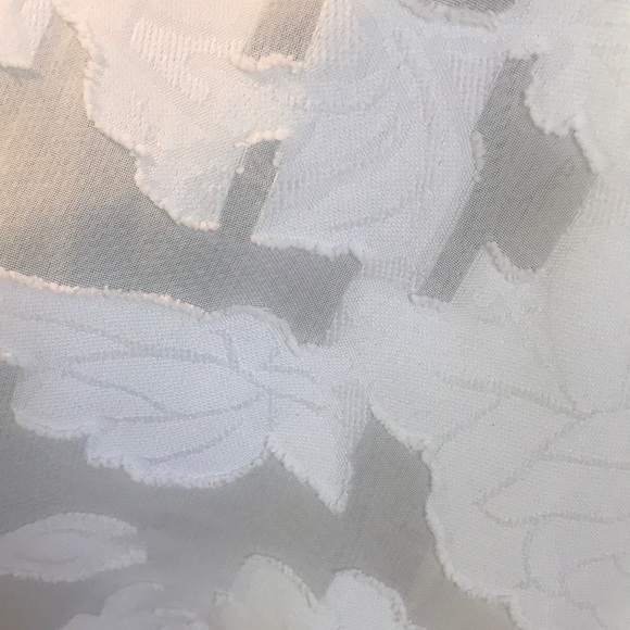 Beautiful White Sheer Kimono - Picture 5 of 11